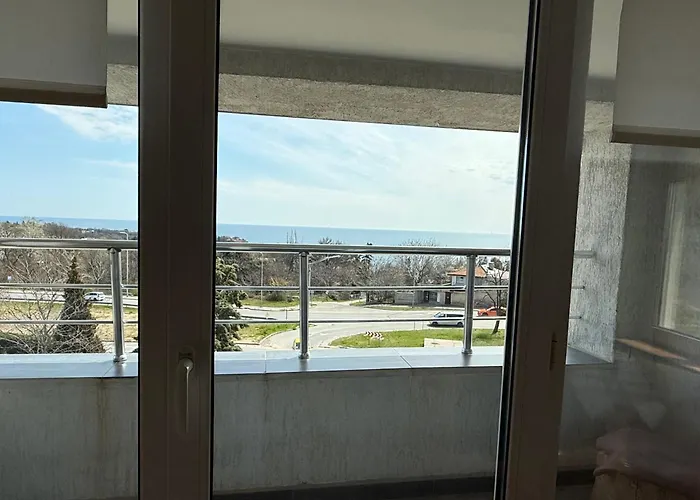 Climate 2* וארנה