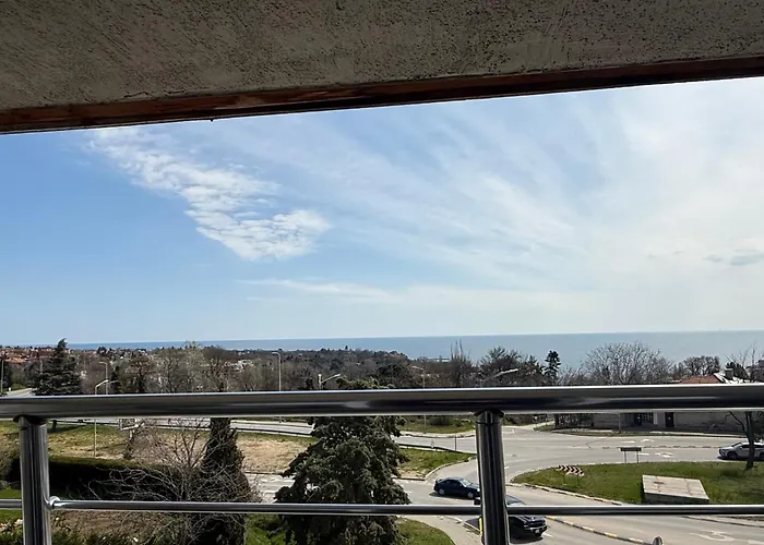 Climate 2* וארנה